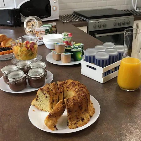 B&B La Maison Des Matignon 1 4*