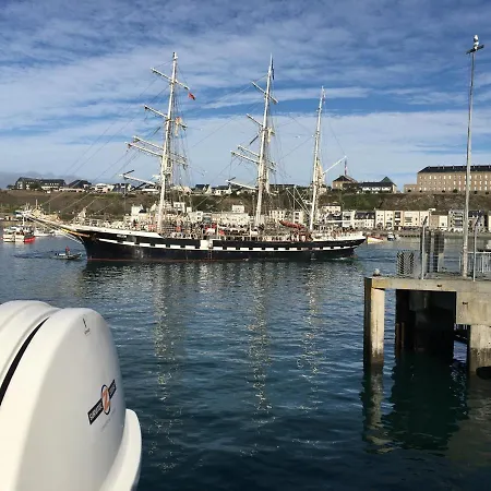 La Maison Des Matignon 1 Couette-café